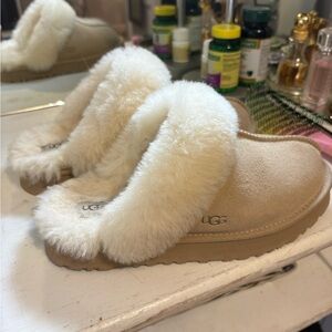 UGG Kids Cream Shearling Slide Slippers
